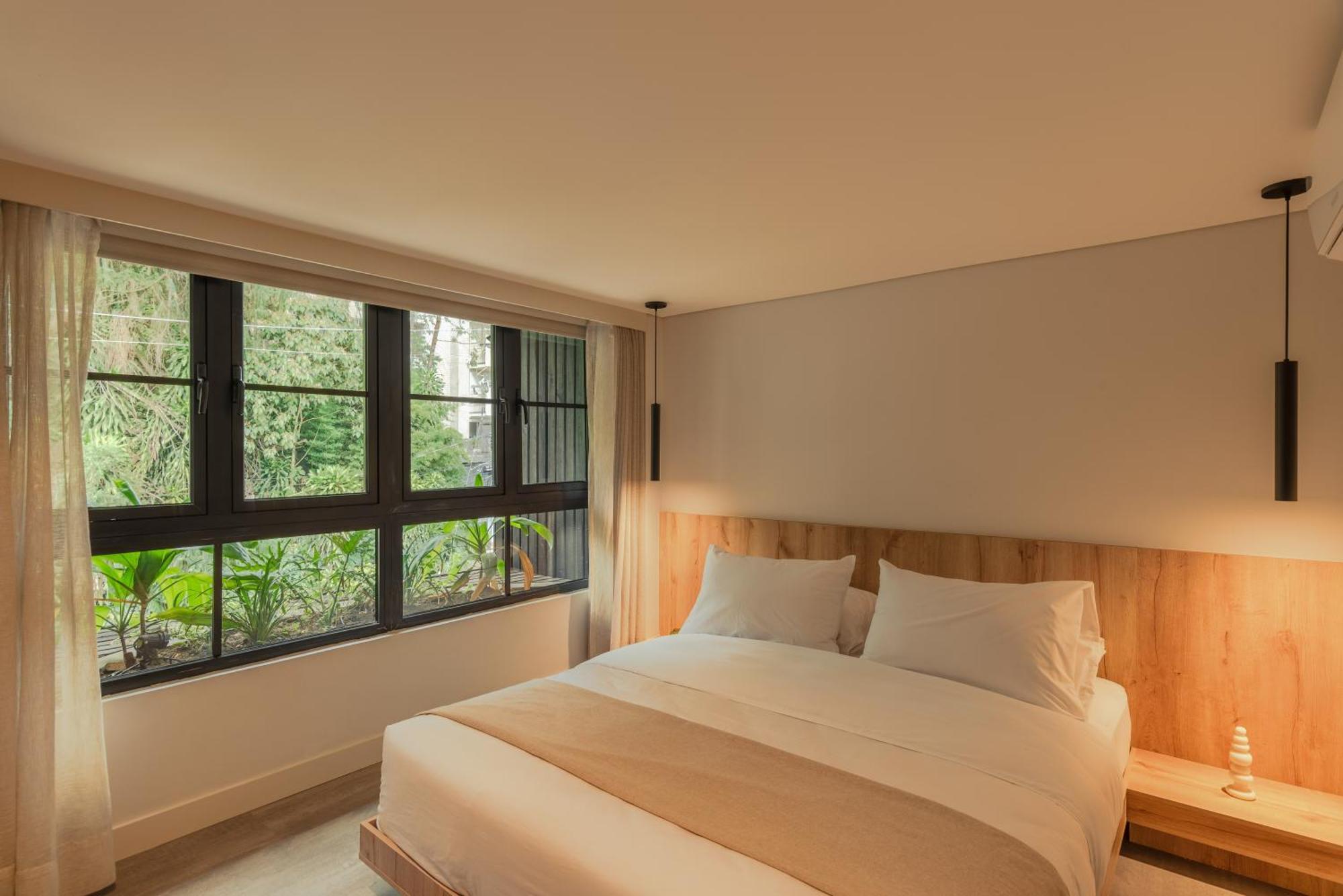 Apartment Patito Feo - Poblado Medellín Esterno foto